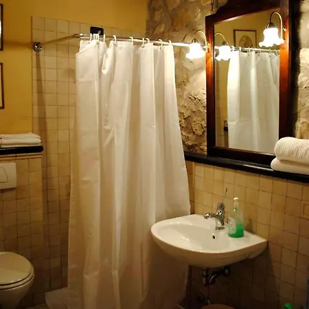 Sleeps 21 Pool Wifi * Allerona