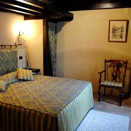 Sleeps 21 Pool Wifi
