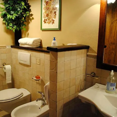 Sleeps 21 Pool Wifi Allerona