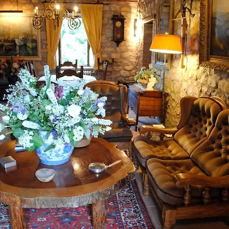 Sleeps 21 Pool Wifi Allerona